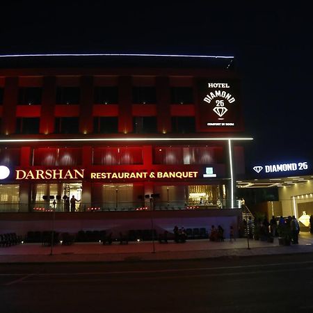 Hotel Diamond 26 Сурат Экстерьер фото